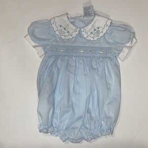 Carriage Boutiques baby blue heart smocked Bubble 9months